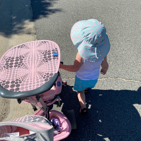 Meet your Posher, Amanda - Picture 1 of 1